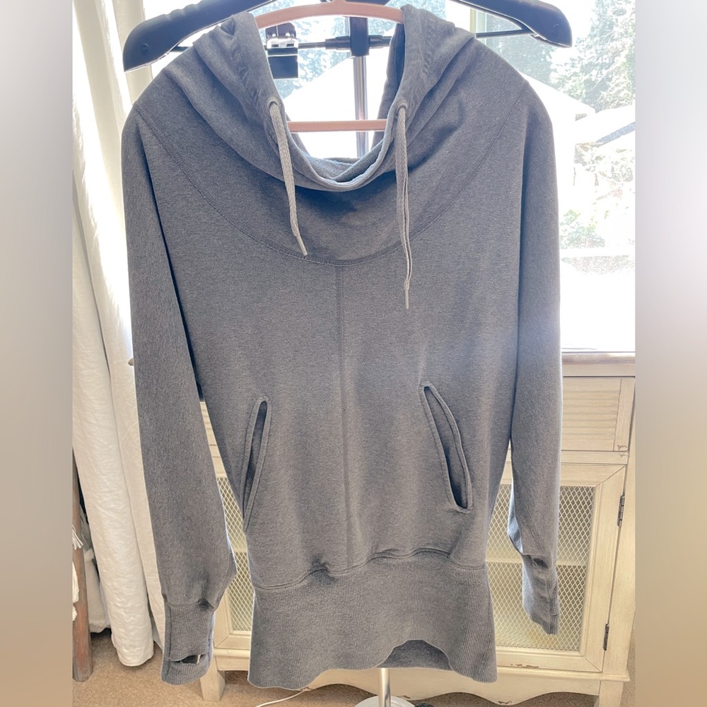 Lukulemon sweatshirt